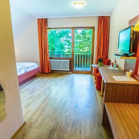 Szálloda Wohlfuehlhotel Sonnengarten 3*